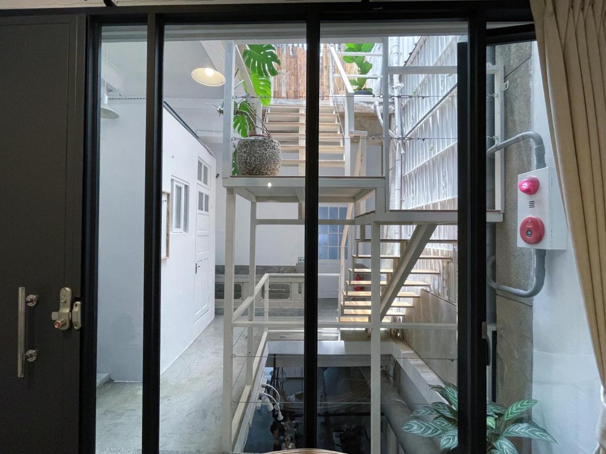8 ดอร์  Bed & Breakfast ย่านเมืองเก่าเฮ้งชุน ภายนอก รูปภาพ